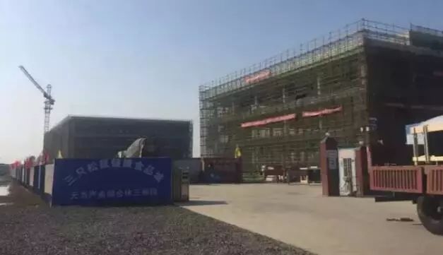无为最新回迁，家的温馨与友情重逢的时刻